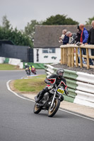 Vintage-motorcycle-club;eventdigitalimages;mallory-park;mallory-park-trackday-photographs;no-limits-trackdays;peter-wileman-photography;trackday-digital-images;trackday-photos;vmcc-festival-1000-bikes-photographs